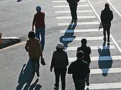 低薪原因扯到全球化　包正豪：當我們白癡嗎？