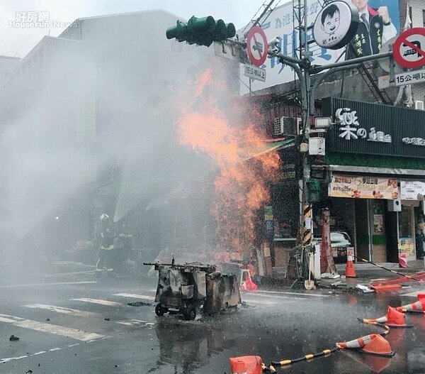北市內湖區安康路今天中午驚傳瓦斯外洩引發火勢。圖/北市消防提供