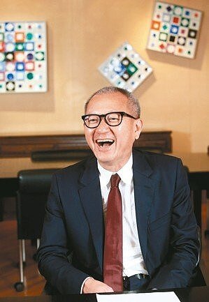 國巨董事長陳泰銘