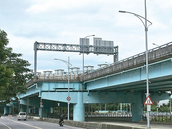 台65線新增「浮洲匝道」計畫經公路總局審議通過定案，預計明年動工，可望讓往返板橋與樹林等地民眾擺脫繞遠路等交通之苦。 圖／新北市工務局提供
