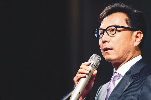 富邦集團暨台灣大哥大董事長蔡明忠。 報系資料照