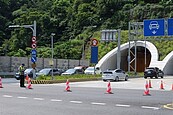 蘇花改有條件開放機車大貨車　速限降10公里　