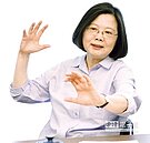 勇敢退黨　無色覺醒起風了