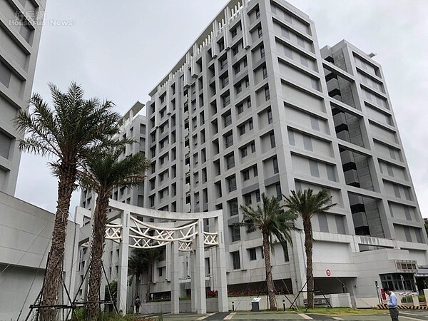林口社會住宅A區外觀。(好房網News記者蔡佩蓉攝影)