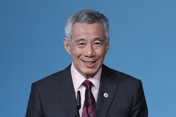 新加坡總理李顯龍10日表示，新加坡投入4.5億元辦川金會，半數開銷用於維安