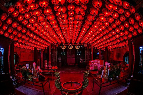 廟會文化。(世界知名攝影師王呈摺提供)