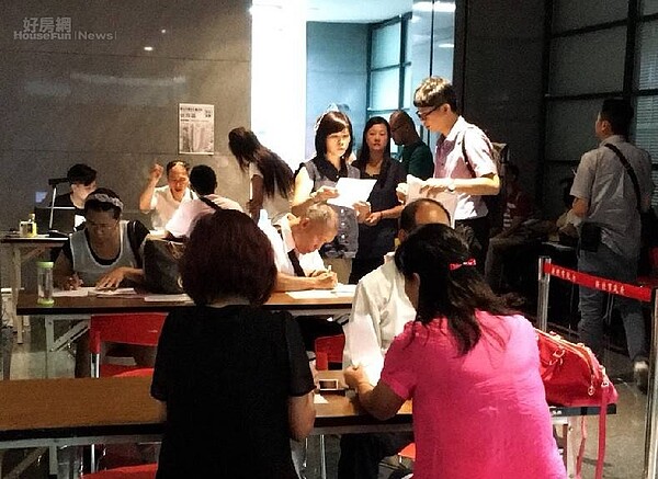 新豐社宅申請現場。(好房網News記者 陳韋帆/攝影)