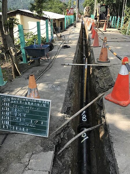 台水公司第四區管理處經編列經費,進行南投縣國姓鄉福龜村及乾溝村等地老舊管線汰換工程。(陳淑芬翻攝)