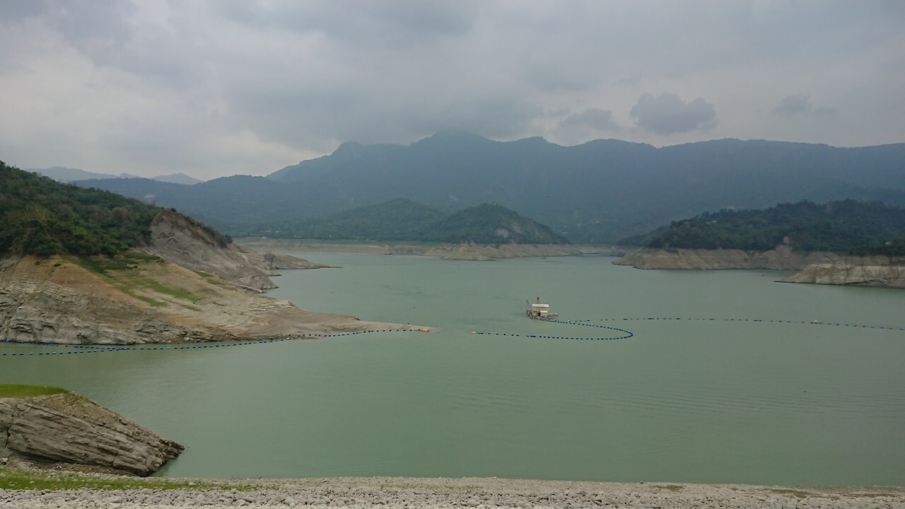 曾文水庫集水區上午累積雨量僅2毫米,對水情無明顯助益。記者吳淑玲/攝影