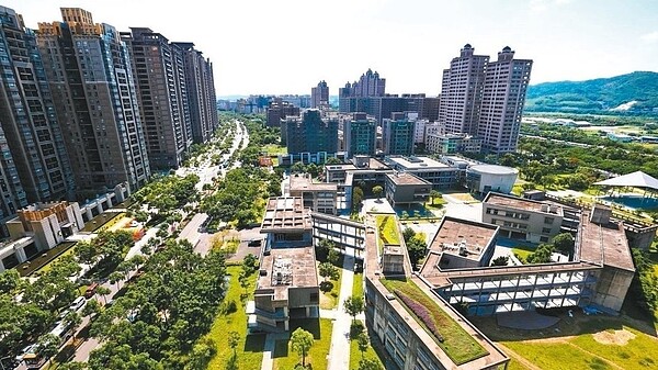 金管會公布最新建築融資及購置住宅貸款逾放比率,兩項指標分別創五、六年多來新高。 報系資料照