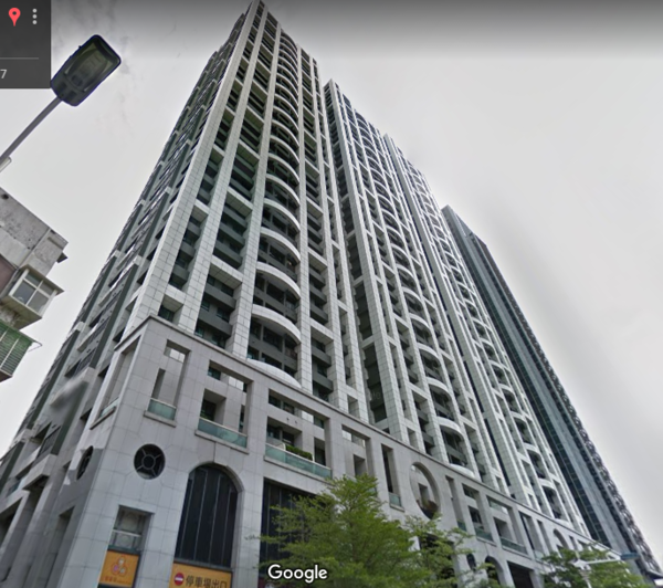 板橋的共構宅社區「新巨蛋」（Google Map）