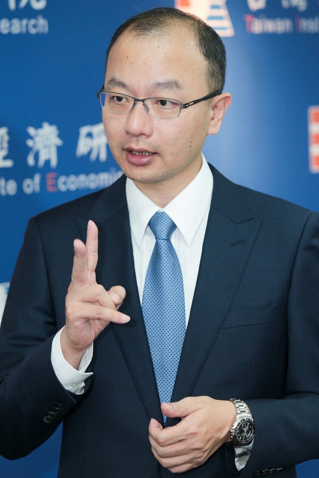 台經院景氣預測中心主任孫明德指出,軍公教年改上路後,政府應提出相關政策,協助業者度過難關。 圖/聯合報系資料照片