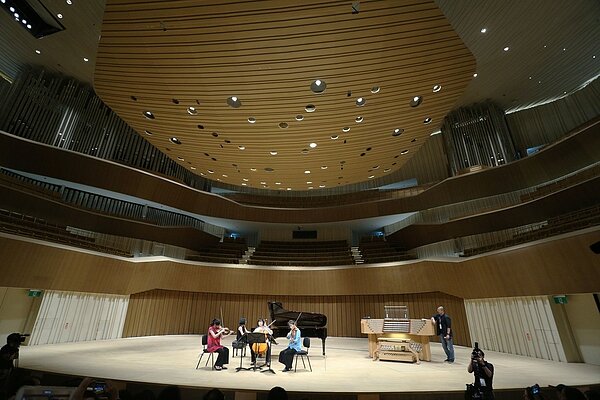 衛武營國家藝術文化中心擁有臺灣唯一的葡萄園式音樂廳,及亞洲最大管風琴9085支音管。記者劉學聖/攝影