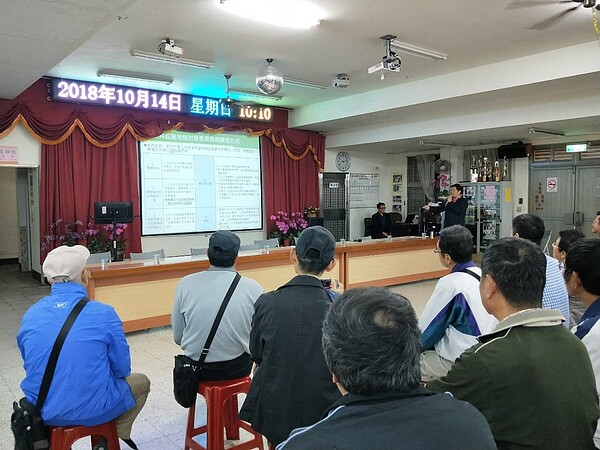 宜蘭縣政府「變更羅東都市計畫」公開說明會,預計經市民計畫委員會完成審議後,再送內政部審議、核定,就能公告發布並實施。 記者江婉儀/攝影