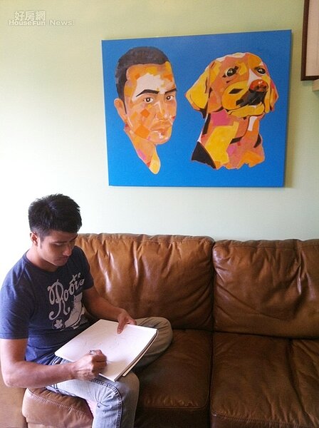 郭彥甫很愛畫畫，家裡牆上裝飾少不了自己的畫作(好房資料中心)