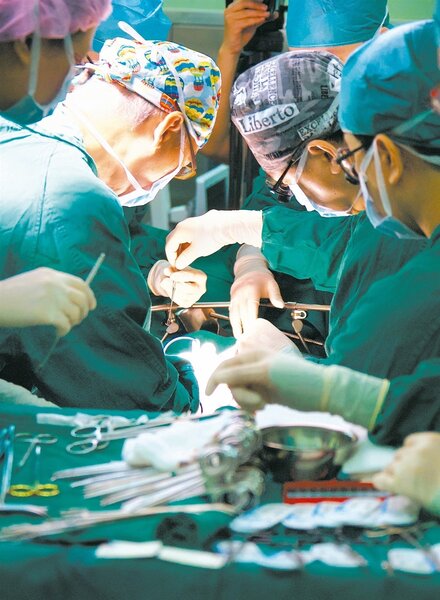 衛福部預告「活體腎臟配對交換移植手術管理辦法」，開放非親屬活體交換捐腎，「 一腎換一腎」。 圖／聯合報系資料照片