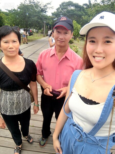 孝順的許芝瑜，每月都會安排與父母的小旅行，遊遍台灣。