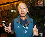 影／高雄這家麵包攤老闆有張明星臉　超像韓國瑜