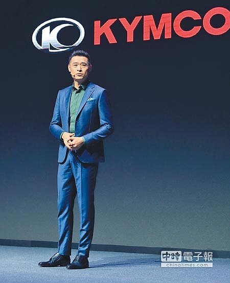 
光陽集團董事長柯勝?年初發表「Ionex車能網」，企圖為政府、產業、企業、騎士提供一個更實際的全方位電動車解決方案。（本報資料照片）
 