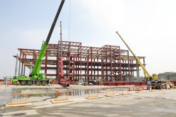 台南市立圖書館總館新建工程去年7月正式動工，目前工程進度為31.6%，比預定進度超前5.7%，預計兩年後竣工試營運。圖／台南市政府提供