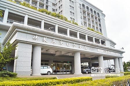 花蓮慈濟醫院爆出重大疏失,2名護理人員誤將尿液檢體當成生理食鹽水注射病患。(本報資料照片)