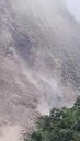 影／民眾直擊地震後　霧台山坡土石滑落驚險過程