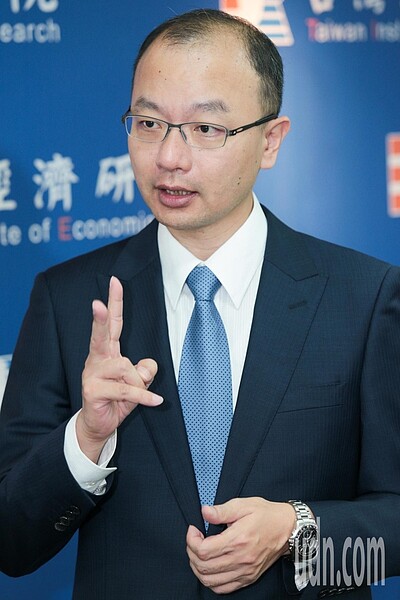 台經院景氣預測中心主任孫明德今天表示,目前看來選後物價上漲空間不大,且有利於央行穩定貨幣的政策。本報資料照/記者林伯東攝影