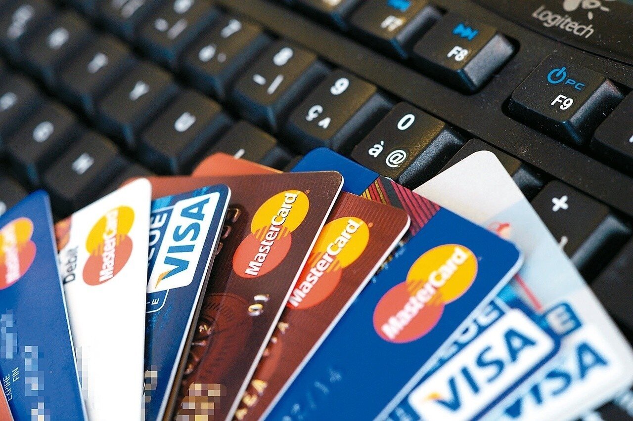 立法院三讀通過「消費者債務清理條例」部分條文修正草案,放寬債務人「盡力清償」門檻。 美聯社