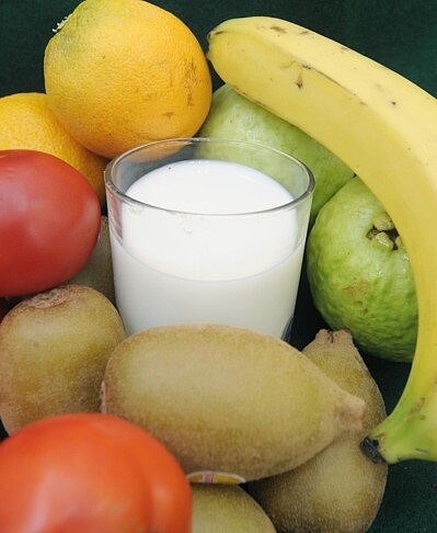 女大生不滿自己的優酪乳被偷喝到警局報案,結果驗DNA花了1萬8的鑑識預算,這筆錢要全民買單。圖/報系資料照