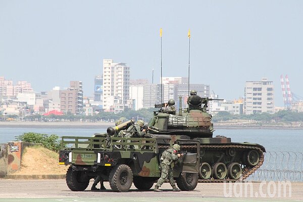 淡水河口火力多採機動部署。（圖／記者洪哲政攝影）