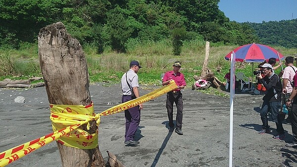 宜蘭南澳神秘沙灘今天封閉。記者羅建旺/攝影