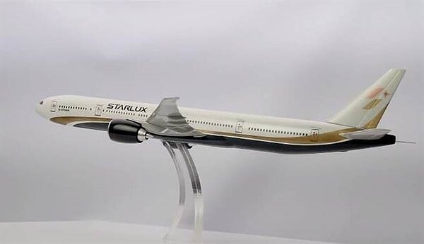 星宇航空臉書粉絲團首次公布飛機塗裝。(擷取自臉書「星宇航空」)