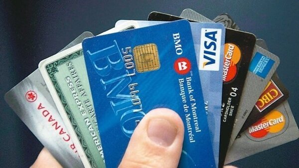 信用卡。 本報系資料庫
