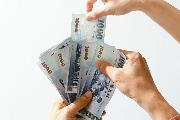 中獎獎金或獎品價值超過2萬元以上,須申報繳納綜合所得稅。 報系資料照