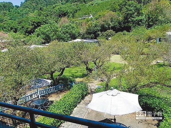 台中市知名的和平區大雪山挹翠谷,業者涉嫌竊占國有地、違法開發山坡地,遭調查局查辦。(調查局提供)