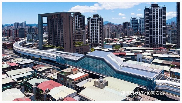 位於新北市的台北捷運環狀線線第一期工程,7月起展開列車等系統測試,本月有民眾在臉書抱怨景安站列車「不僅開得很快,也發出很吵的聲音」。圖/北市捷運局提供