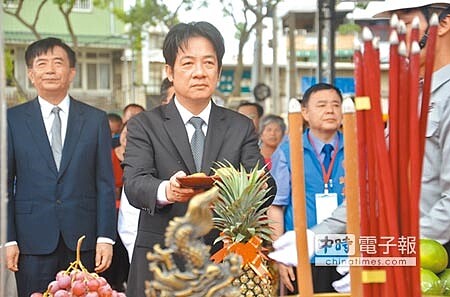 行政院長賴清德15日出席機場捷運延伸線計畫中壢站暨鐵路地下化先導工程動土典禮。（賴佑維攝） 