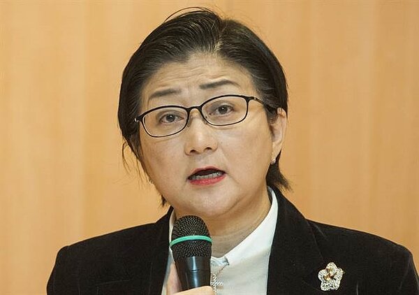 婦聯會主委雷倩凌晨發文,指去年裝箱存放,或有蛛絲馬跡能助婦聯會駁斥黨產會立場的資料,大都碎了呢?(中時資料照)