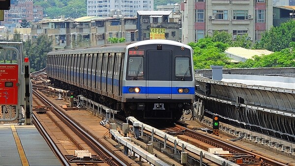 台鐵 火車 返鄉 通勤 鐵路