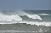 颱風未來長浪先到　氣象局：沿海注意長浪　