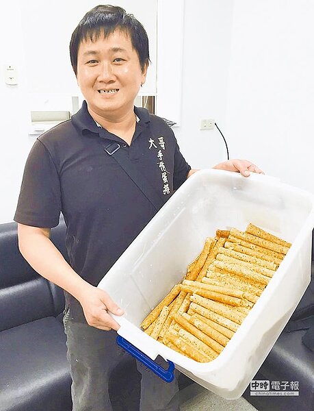戒毒後在蛋捲業闖出一片天的劉祐誠,此為資料照片。(郭芝函攝)