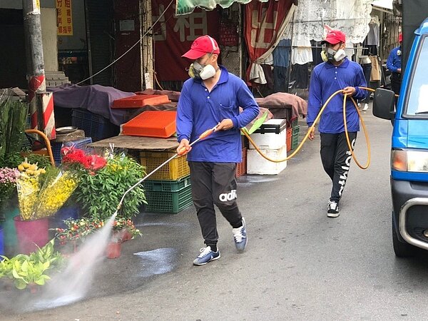 新北市出現39例登革熱,其中新莊地區就有35例,新北新莊區公所將發起第12波孳清大掃除,盼全面孳清滅蚊。圖/新莊區公所提供