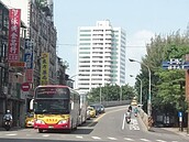 高市鐵路地下化　選後拆10陸橋