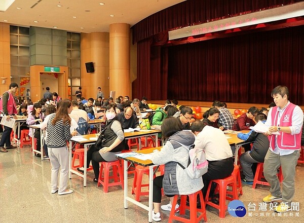 北市府釋出128個約聘僱人員職缺,薪資20K~52K皆有,自即日起~10月4日止受理報名,預計11月10、11日舉辦甄試。(圖/資料照片,記者黃村杉攝)