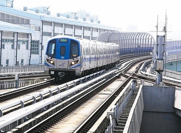 明年度中央總預算加前瞻基礎建設，短絀額度大幅放大。圖為桃園市政府前瞻計畫著重軌道建設。 聯合報系資料照片
