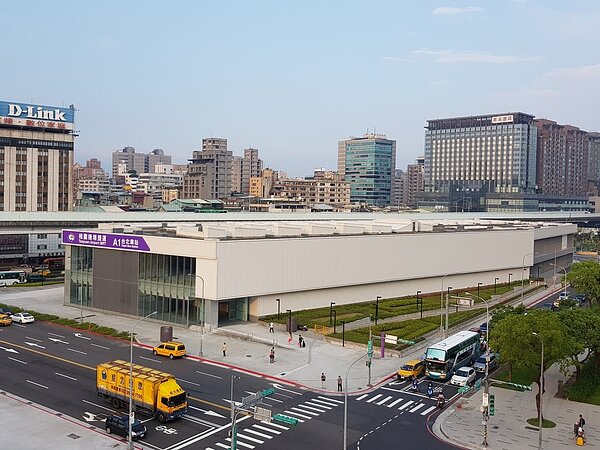 北市捷運局於台北車站雙子星大樓聯合開發案明年3月將辦理第6次招標。聯合報系資料照/記者翁浩然攝影