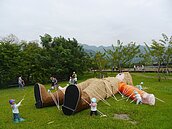 秋冬遊美濃　搶救被綁格列佛