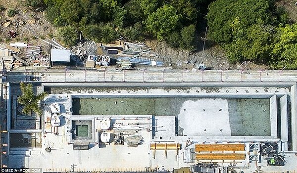 「雷神索爾」克里斯漢斯沃(Chris Hemsworth)澳洲豪宅/dayly mail