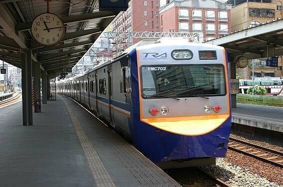 台鐵區間車。聯合報系資料照/記者楊文琪攝影