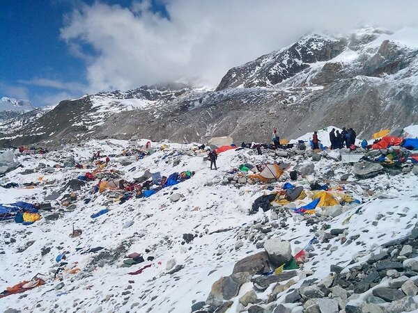 一名來自台灣的張姓男子4日晚間在尼泊爾因高山症不幸去世。圖為聖母峰基地營。聯合報系資料照片
